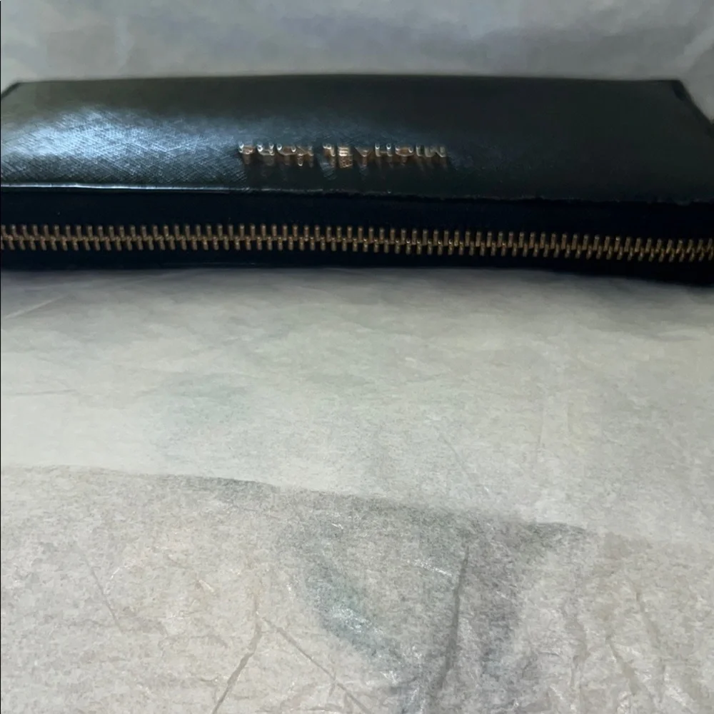 Michael Kors Elegant Black Wristlet